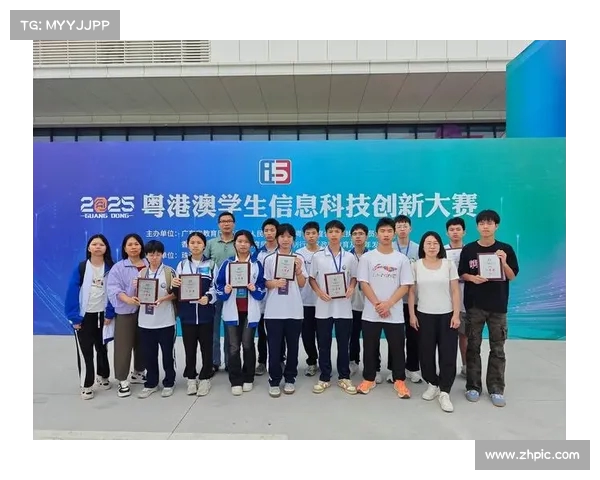 何杰夺2025武汉马拉松国内选手第一 再创个人最佳成绩 何杰夺2025武汉马拉松国内选手第一 再创个人最佳成绩